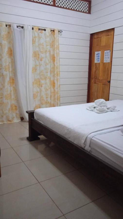 Hotel Liah'S Tortuguero Eksteriør billede