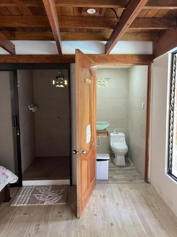 Hotel Liah'S Tortuguero Eksteriør billede