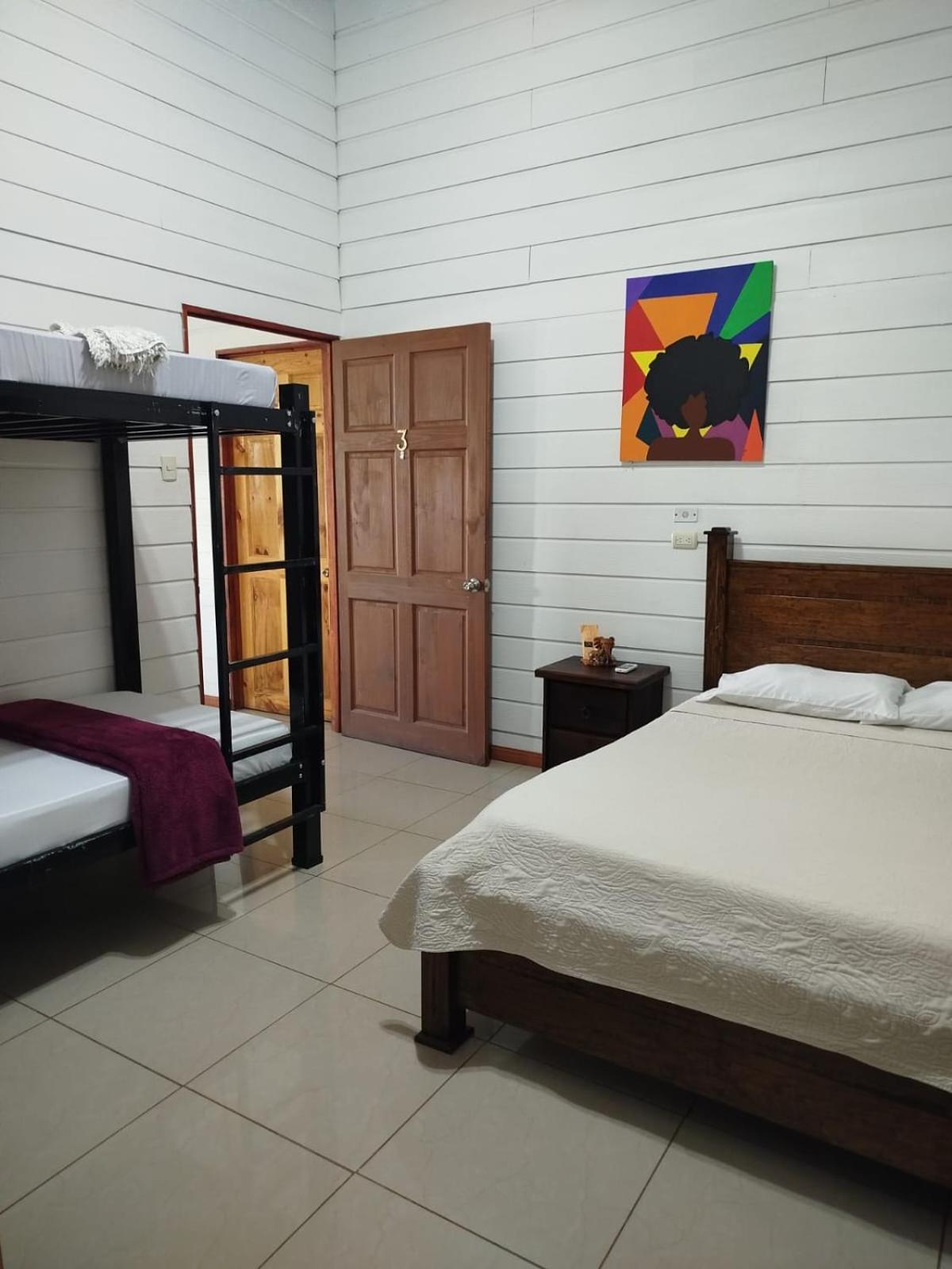 Hotel Liah'S Tortuguero Eksteriør billede